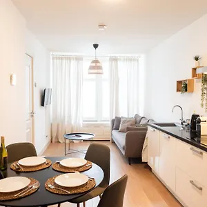  Bed & Breakfast Canal View Nederland